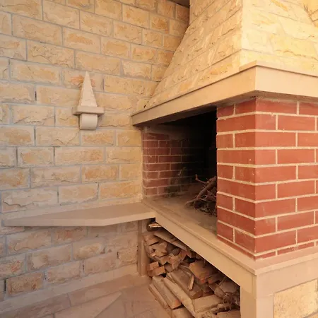 3 Bedroom Gorgeous In * Split