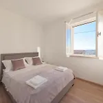 Апартаменты Lovely In With Wifi Сплит